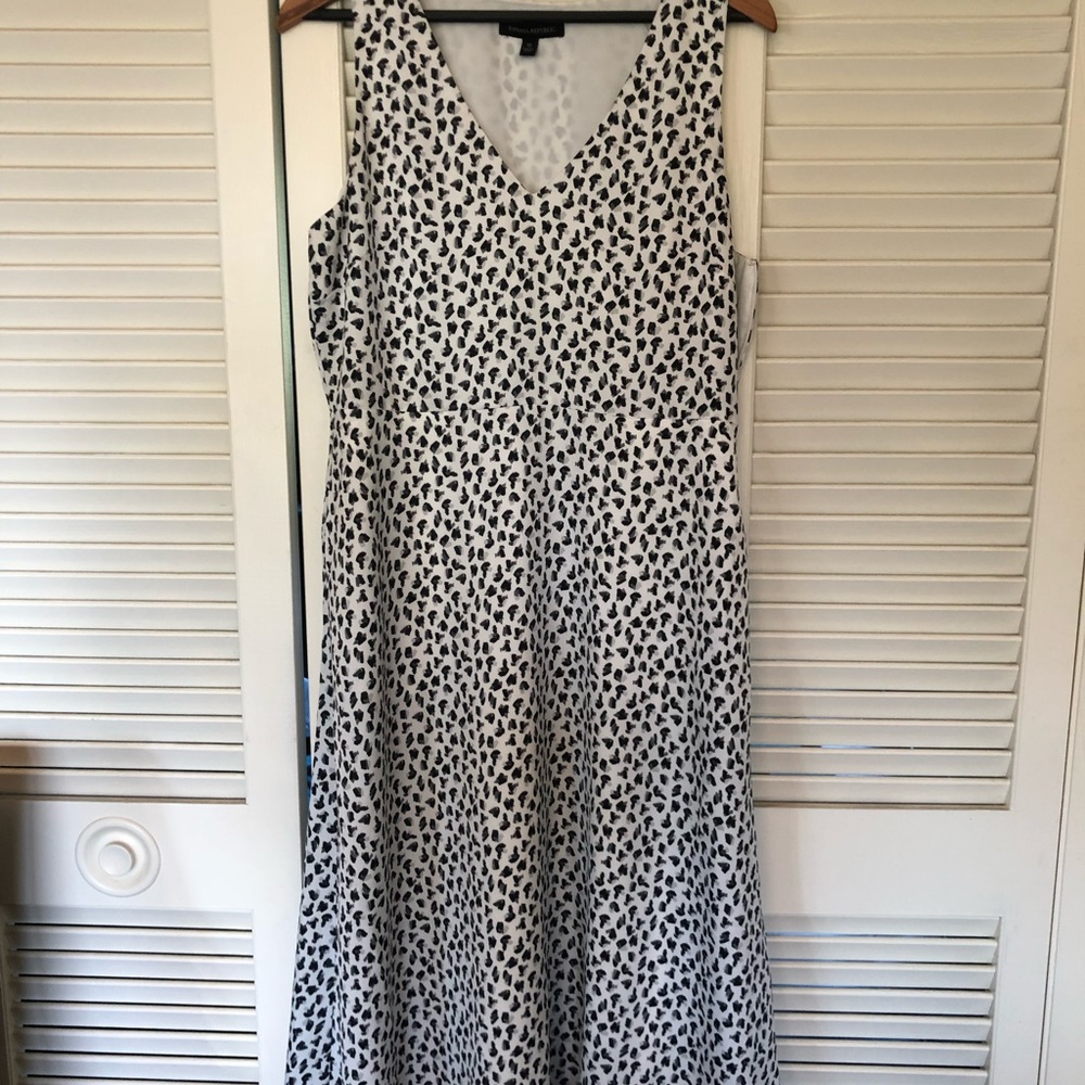 Beautiful banana Republic dress